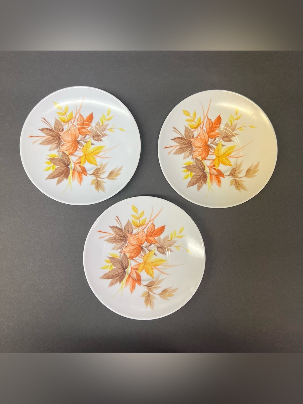 Set of 3 Vintage Melamine Fall Leaves Dessert Plates/Saucers 6"